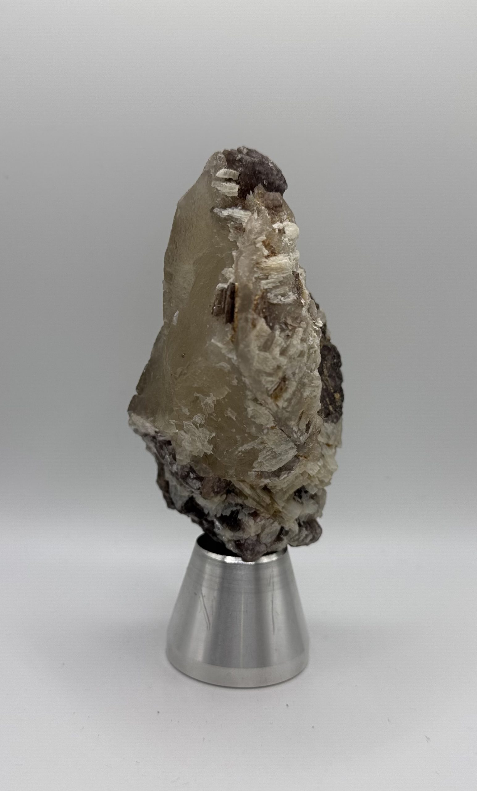 - Image 3