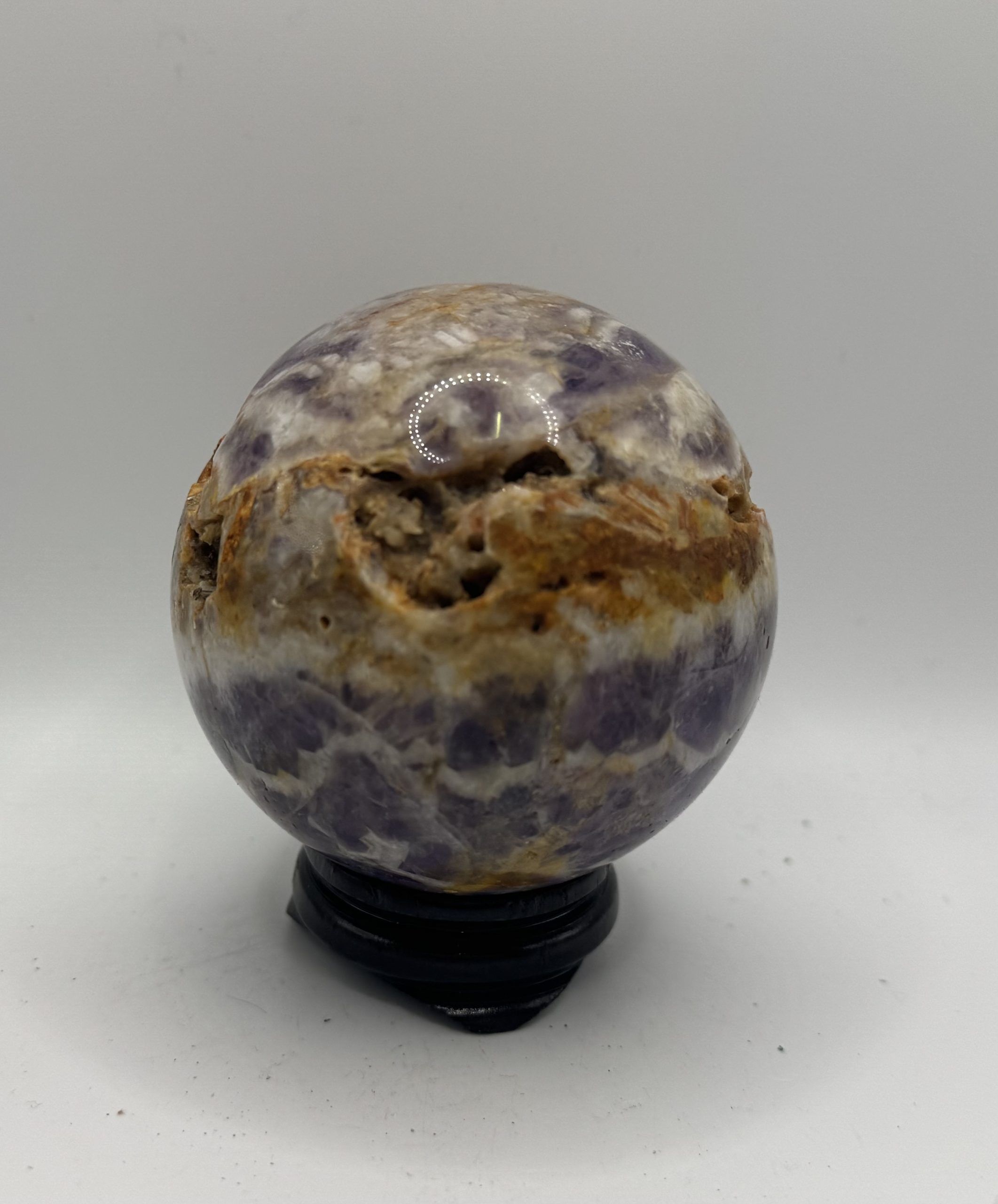 Chevron amethyst sphere large - Image 3