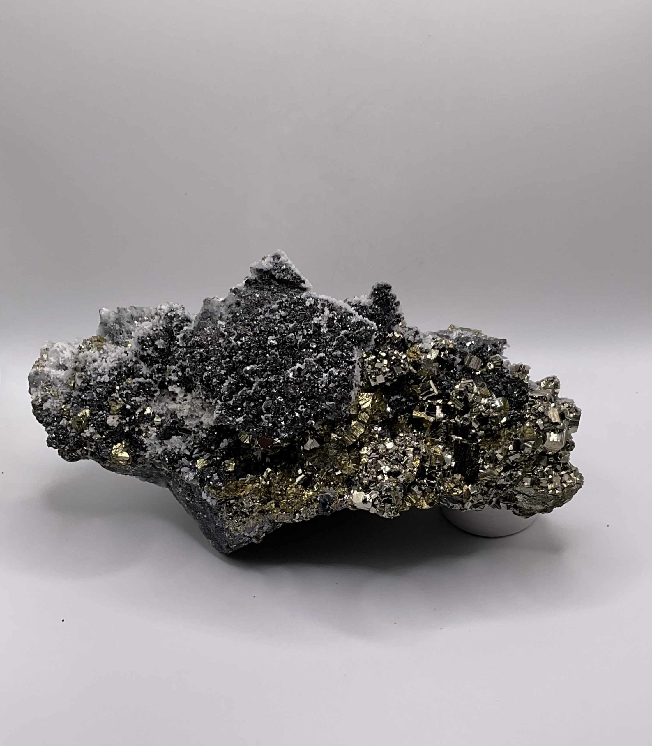 Stunning Pyrite - quartz - sphalerite - Image 2