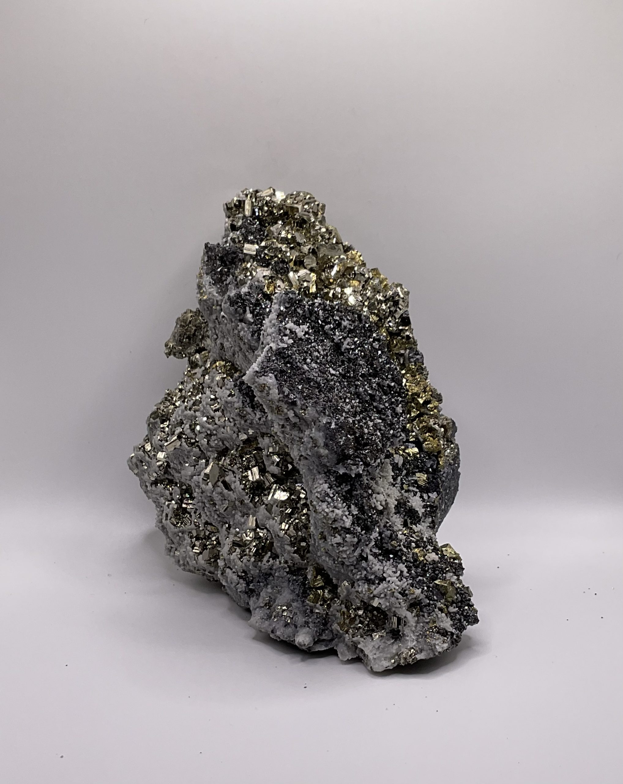 Stunning Pyrite - quartz - sphalerite - Image 4