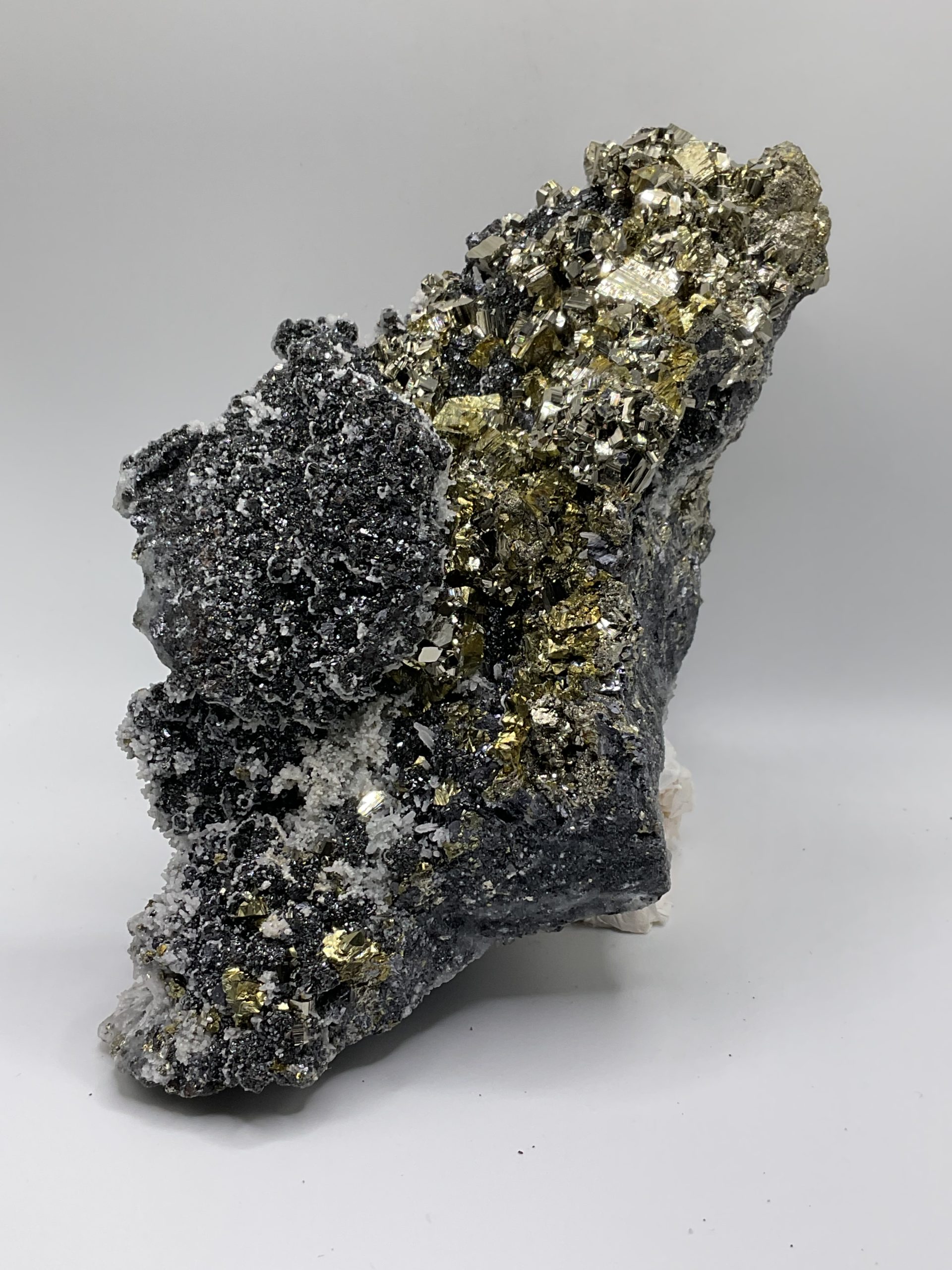 Stunning Pyrite - quartz - sphalerite